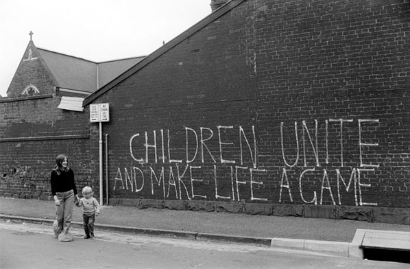 children_unite_south_melbourne_1974.jpg